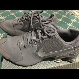 Men’s Nike Shox slate gray leather 10.5 used